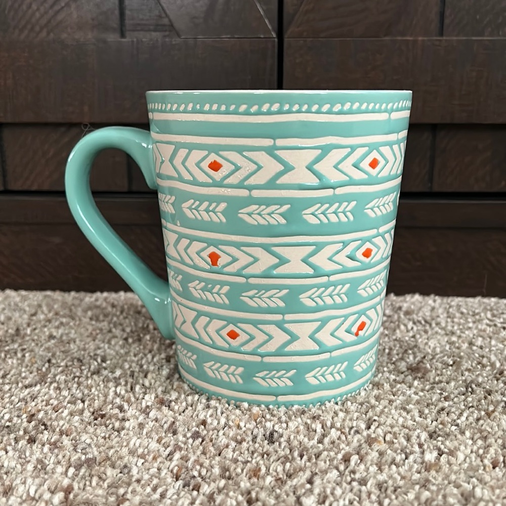 aztec-like print coffee mug